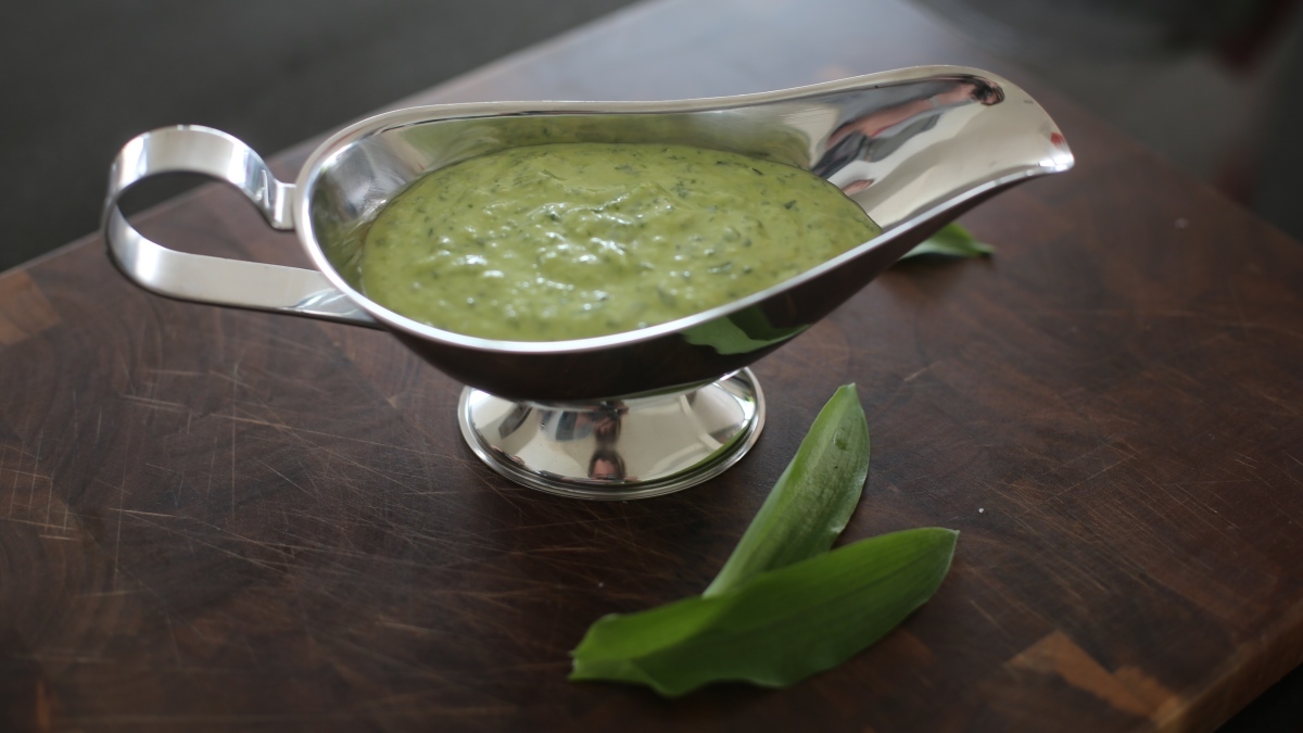 Bärlauchpesto mit Rahm