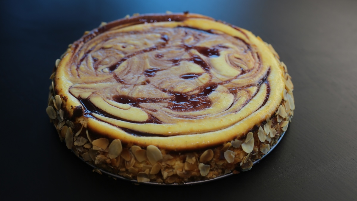 White Chocolate Raspberry Cheesecake